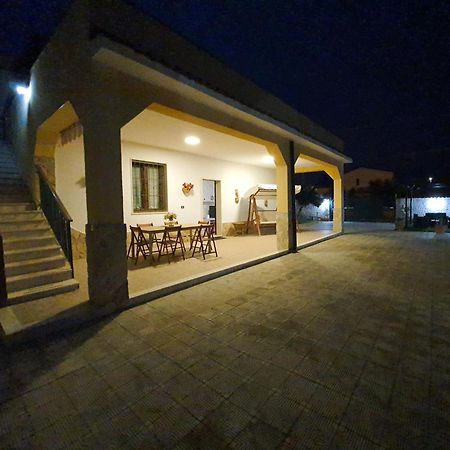 Villa La Sosta - 150M Dal Mare - Patio Privato E Areal Relax Arenella  Kültér fotó