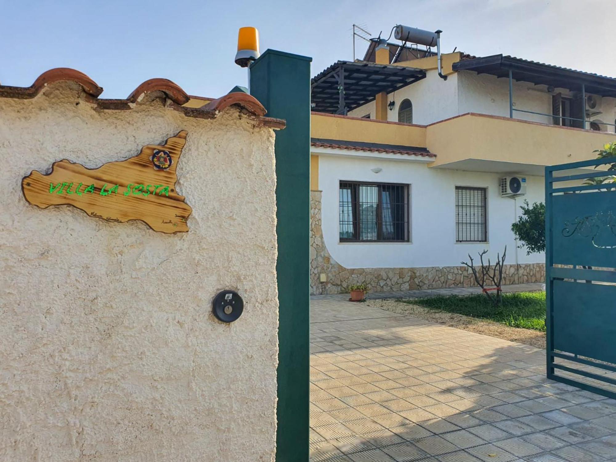 Villa La Sosta - 150M Dal Mare - Patio Privato E Areal Relax Arenella  Kültér fotó